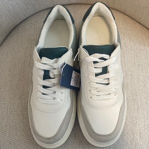 Women’s flora sneakers by universal thread